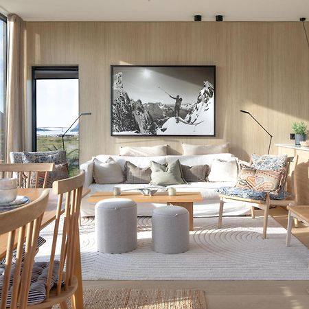 Luksushytte Med Jacuzzi, Summer&Winter Retreat Lyngværet 外观 照片